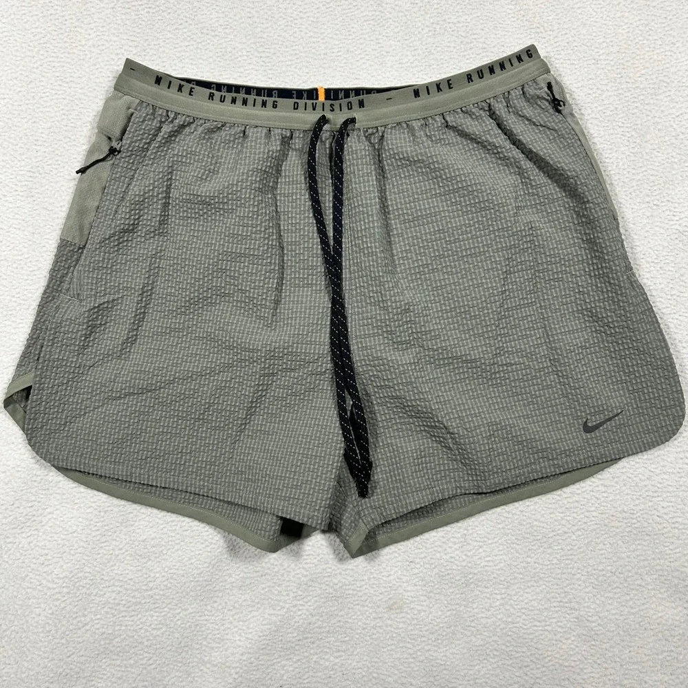 Nike Running Division Shorts Mens M Grey Dri-FIT ADV FQ4617-053 Pockets